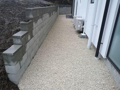 Block retaining, huntsbury christchurch